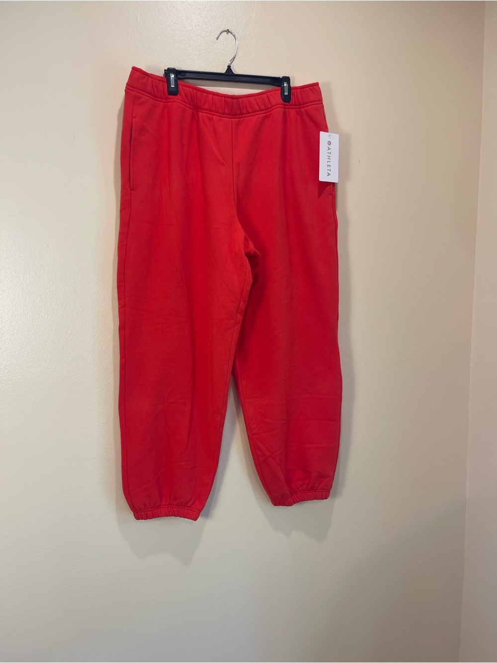 Athleta Forever Fleece Jogger Pants XL Bright Red Sweatpants Pockets Casual NWT